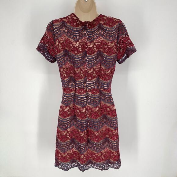 Soprano A-Line Lace Overlay Dress Sz 0 Burgundy Navy Scallop Hem Short Sleeve - Picture 3 of 11